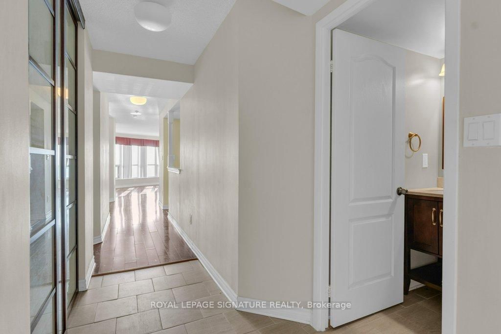 712 Rossland Road E, Unit 1106 - Photo 9