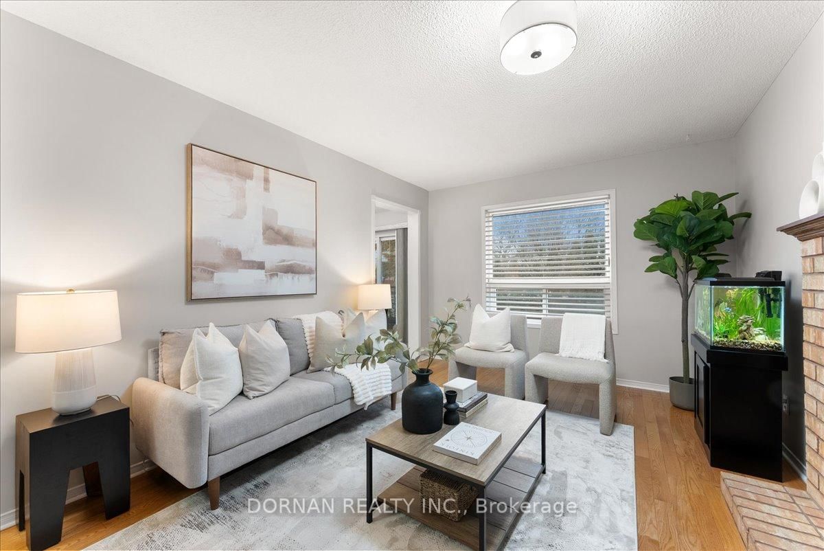 Detached House for sale at 3 Bancroft Crescent, Whitby, Ontario, L1R 2E6 - Williamsburg - MLS: E13007044