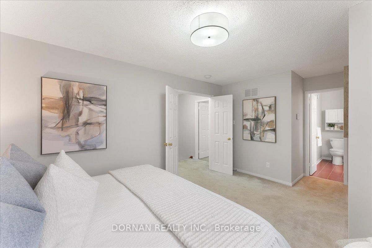 Detached House for sale at 3 Bancroft Crescent, Whitby, Ontario, L1R 2E6 - Williamsburg - MLS: E13007044