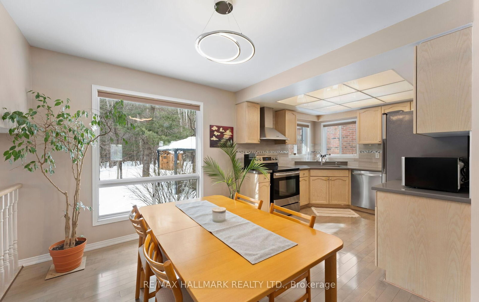 Detached House for sale at 2004 Blairwood Court, Pickering, Ontario, L1X 2S3 - Liverpool - MLS: E13007108