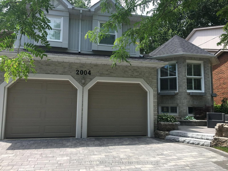 2004 Blairwood Crt, Pickering, L1X 2S3 | Image 2