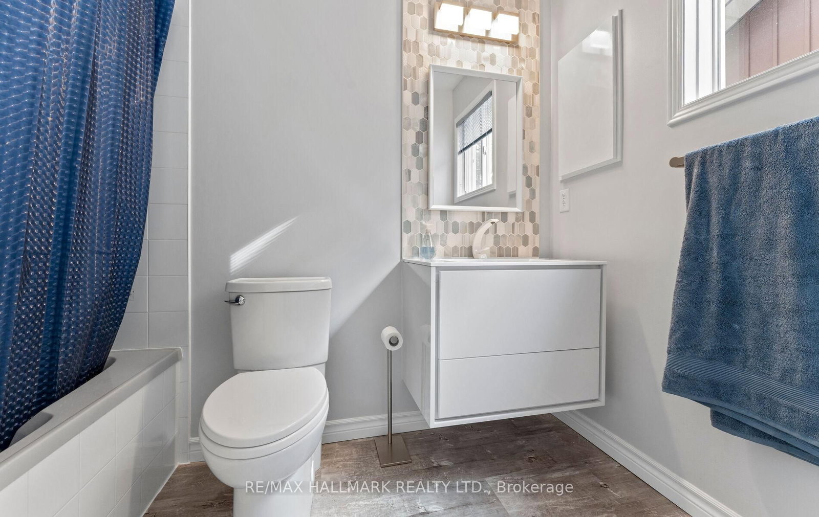 Detached House for sale at 2004 Blairwood Court, Pickering, Ontario, L1X 2S3 - Liverpool - MLS: E13007108