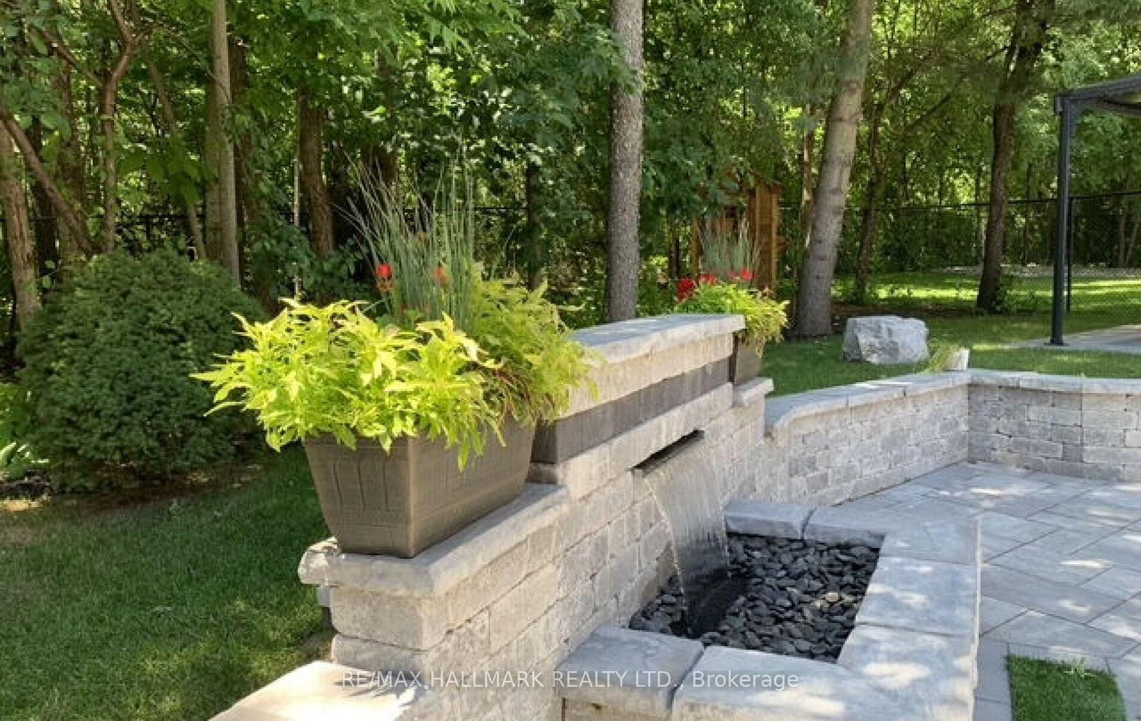 Detached House for sale at 2004 Blairwood Court, Pickering, Ontario, L1X 2S3 - Liverpool - MLS: E13007108