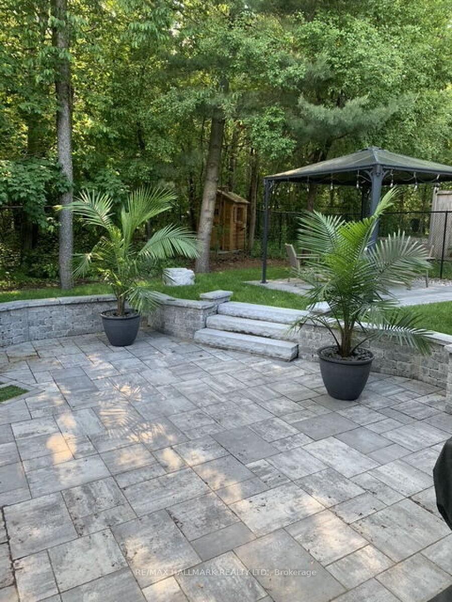 Detached House for sale at 2004 Blairwood Court, Pickering, Ontario, L1X 2S3 - Liverpool - MLS: E13007108