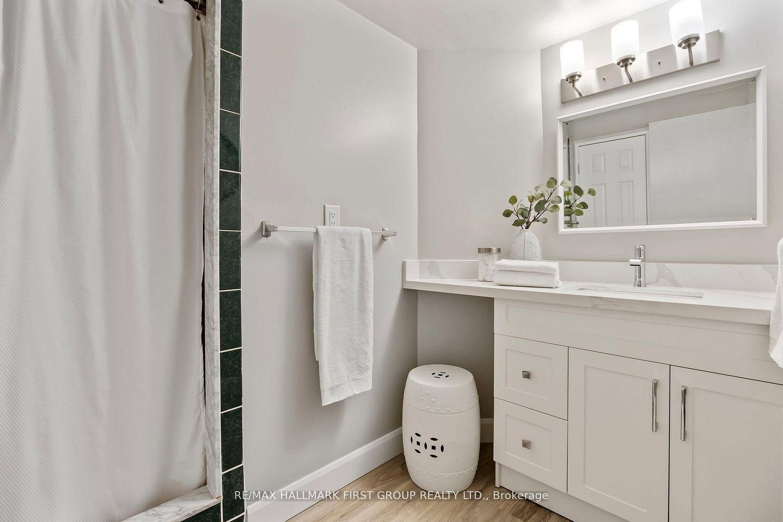 2 WESTNEY Road N, Unit 1109 - Photo 31