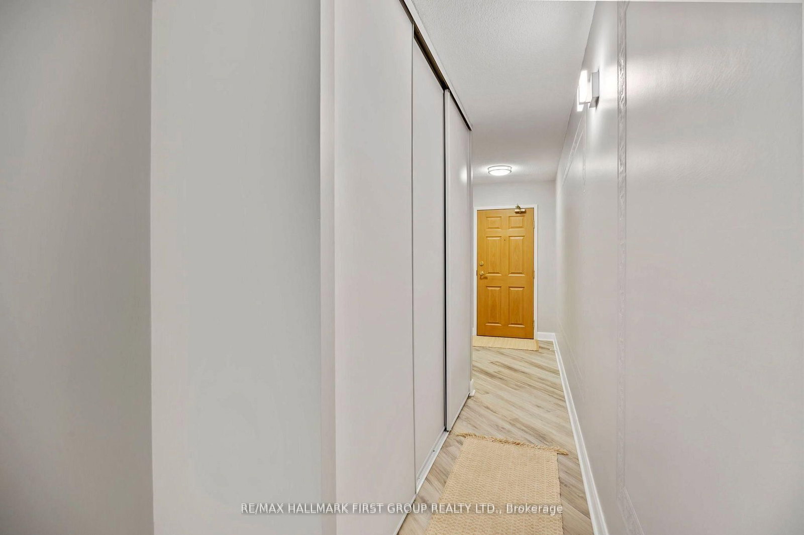 2 WESTNEY Road N, Unit 1109 - Photo 6