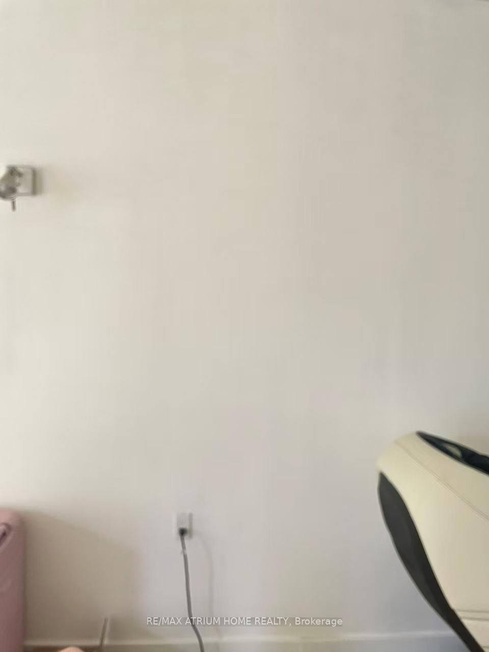 1038 Gerrard Street E - Photo 2