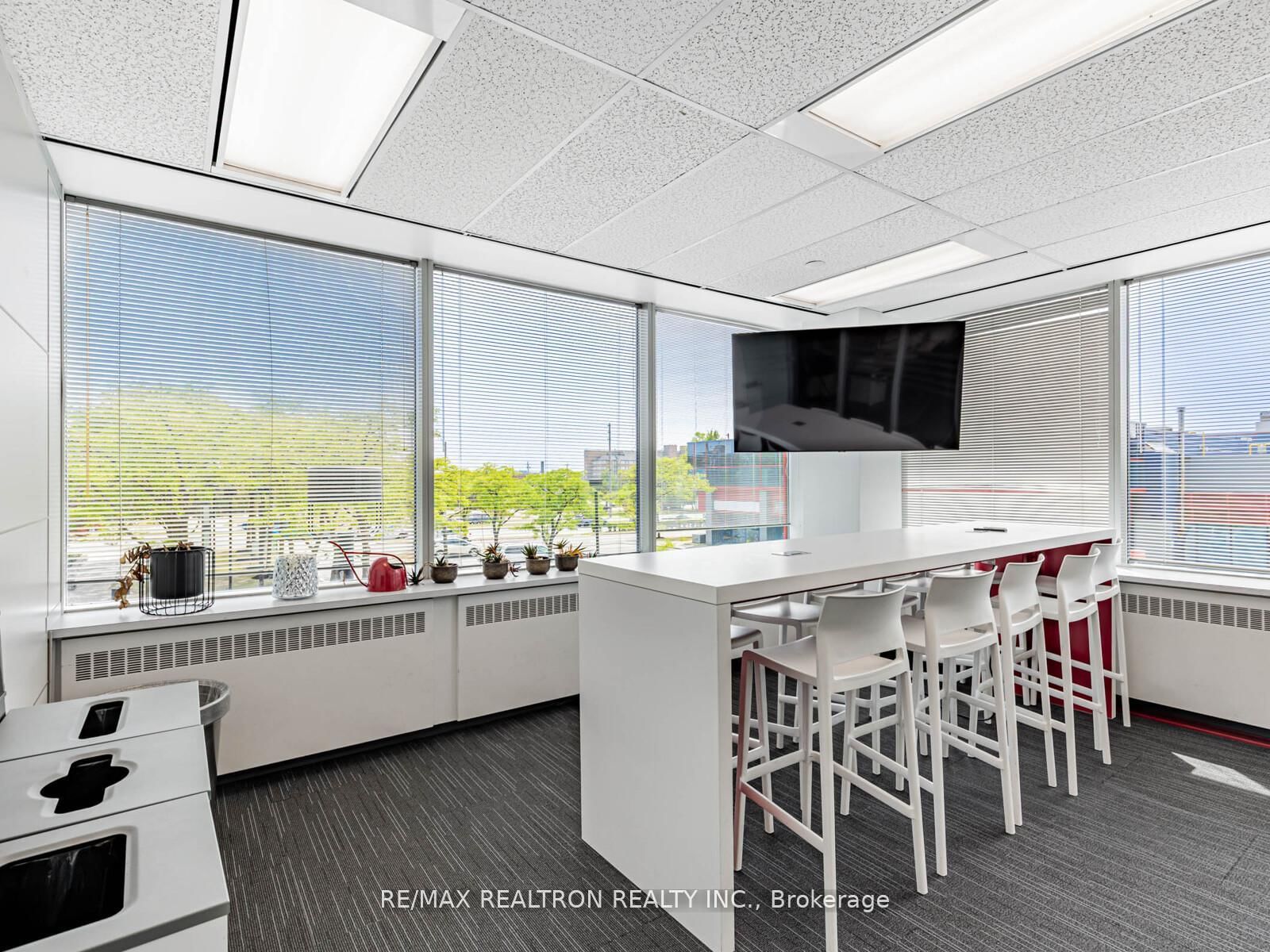 2206 Eglington Avenue, Unit 200 - Photo 31