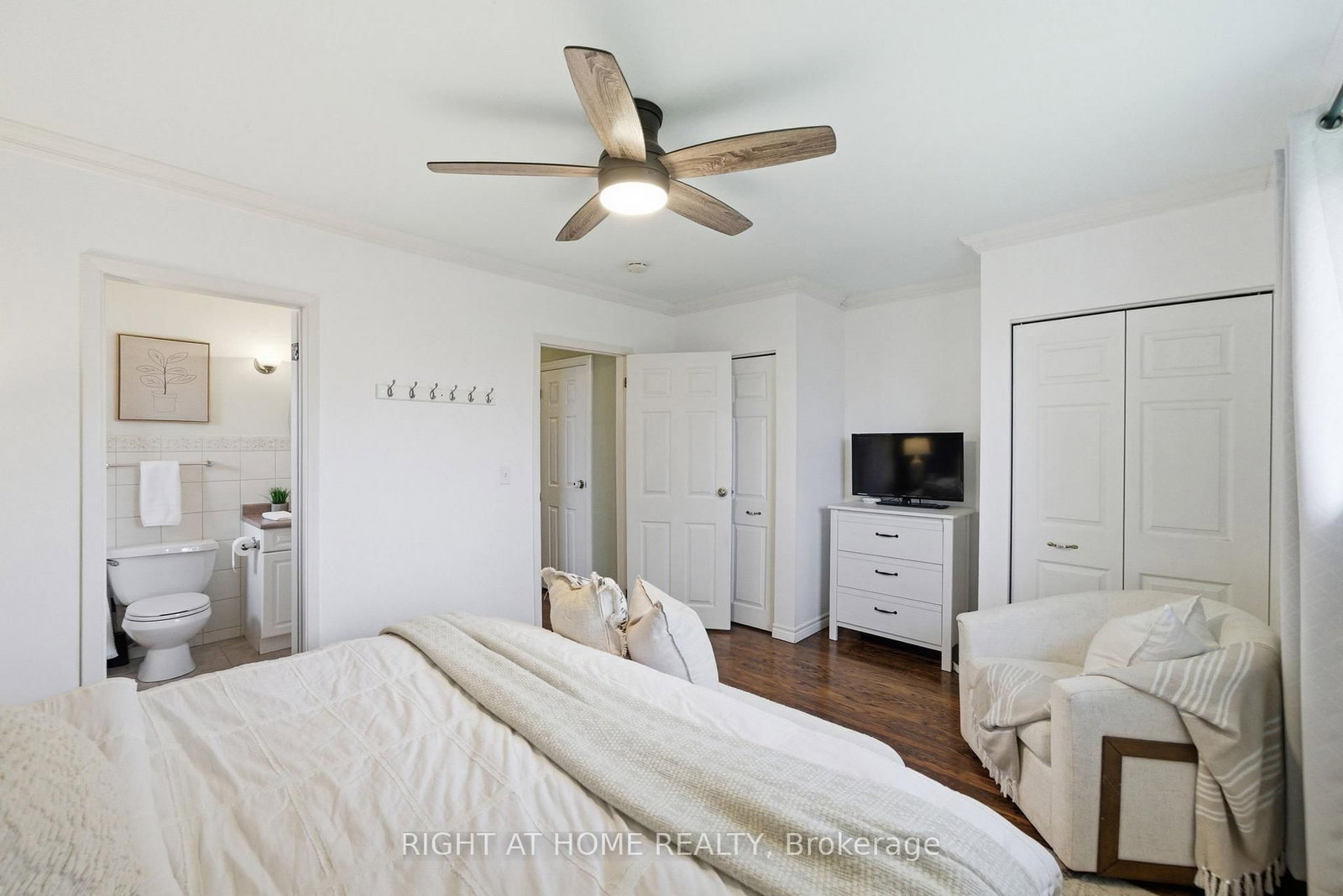 826 West Shore Boulevard - Photo 10