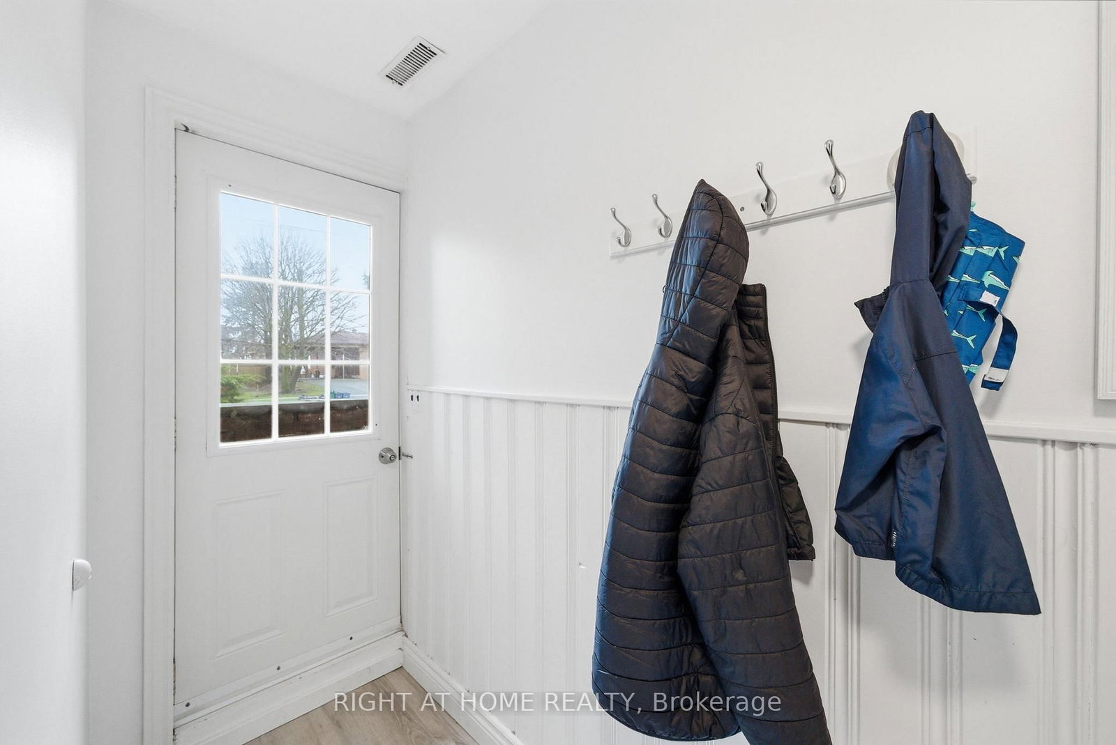 Detached House for sale at 826 West Shore Boulevard, Pickering, Ontario, L1W 2V6 - West Shore - MLS: E13007514