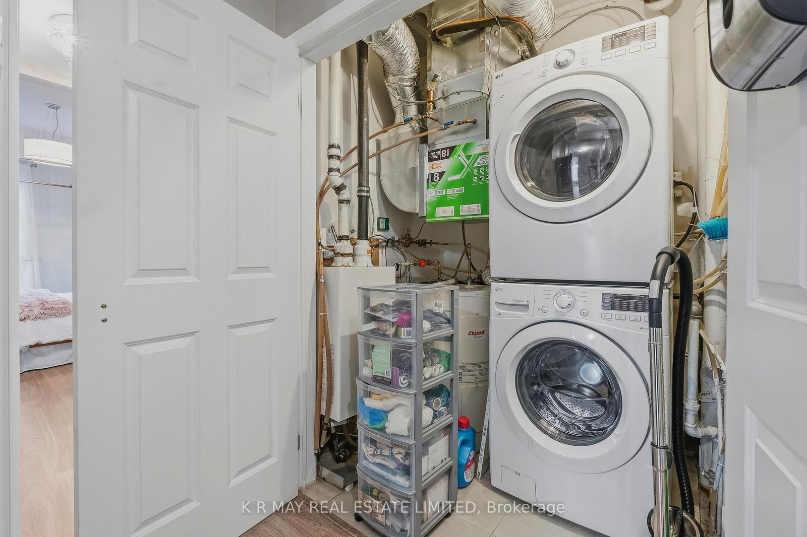 660 Gordon Street, Unit 106 - Photo 23