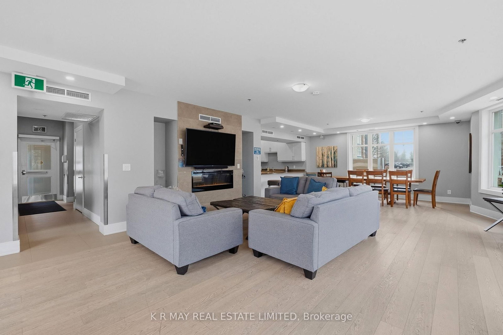 660 Gordon Street, Unit 106 - Photo 30