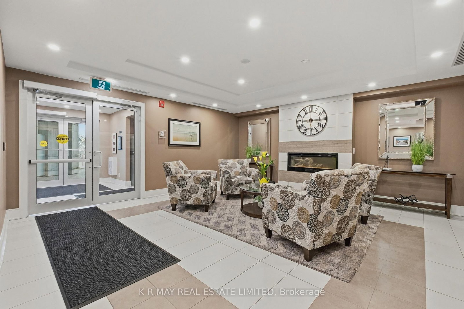 660 Gordon Street, Unit 106 - Photo 4