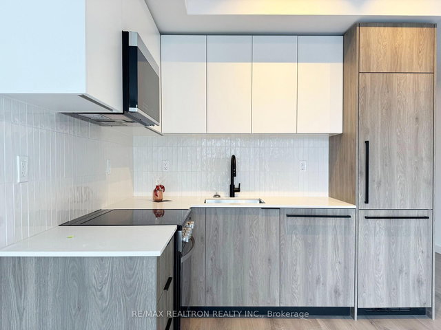 601 - 1635 Military Trail