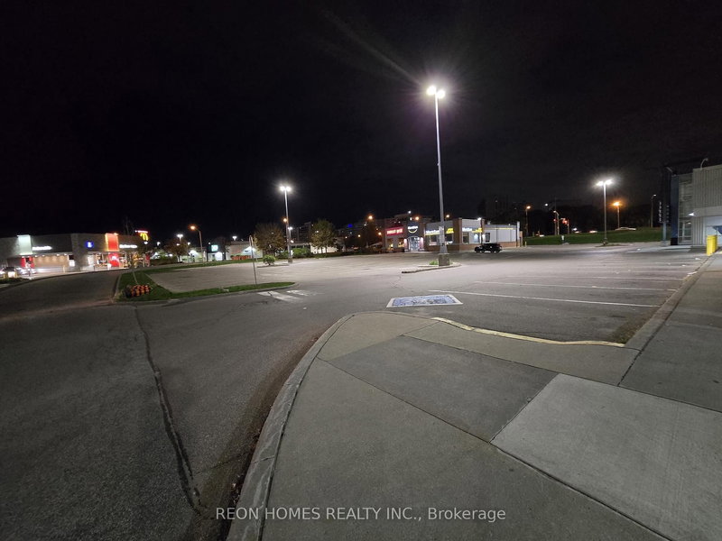 35 William Kitchen Rd, Toronto, M1P 5B7 | Image 2