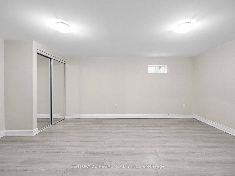 82 Crow Tr, Toronto, M1B 1X9 | Image 3