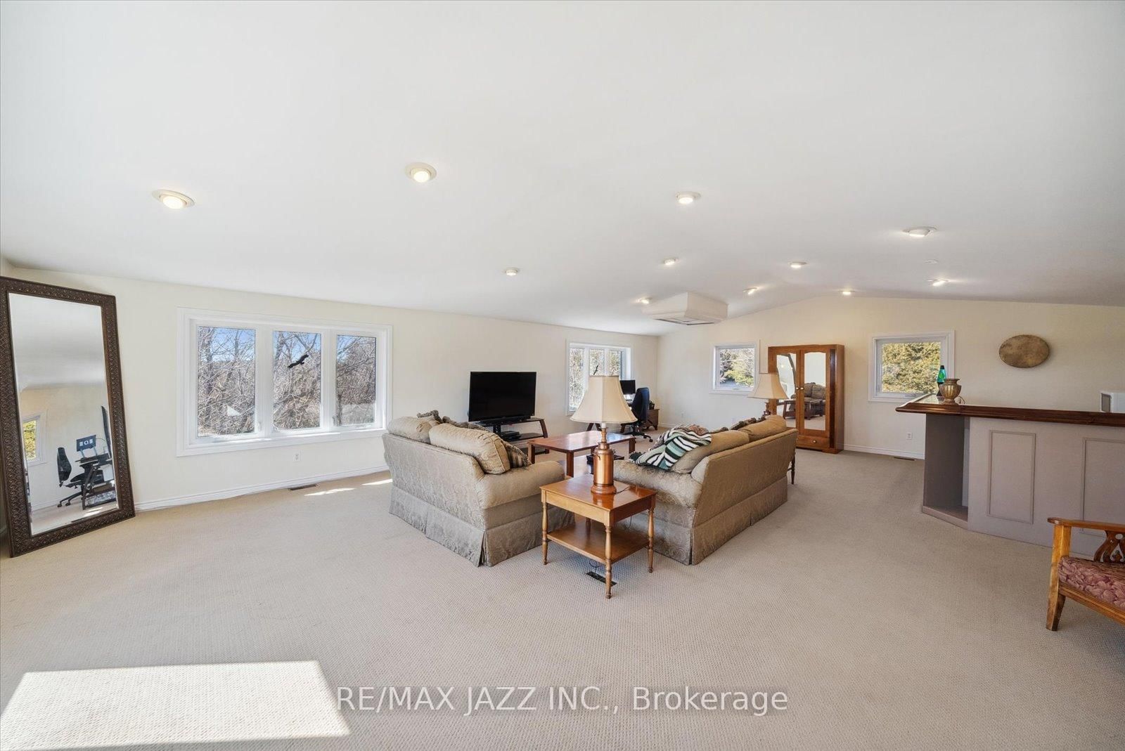 8733 Leskard Road - Photo 21