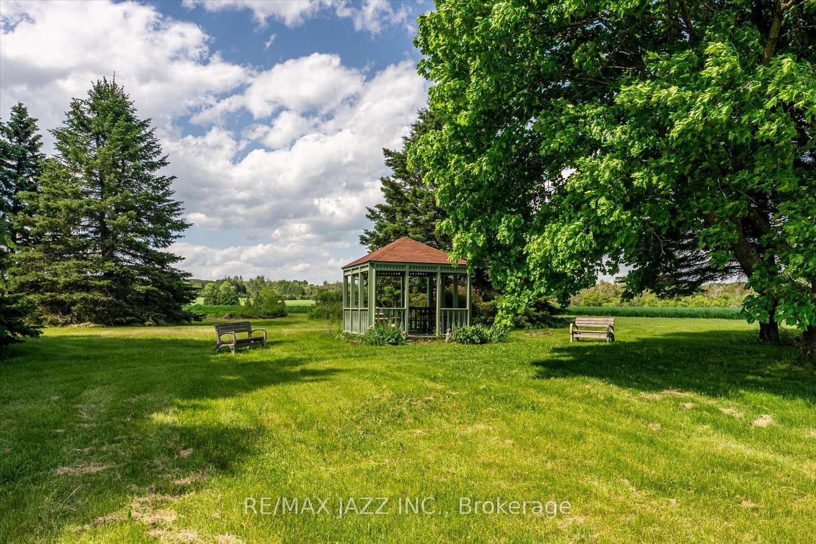 8733 Leskard Road - Photo 26