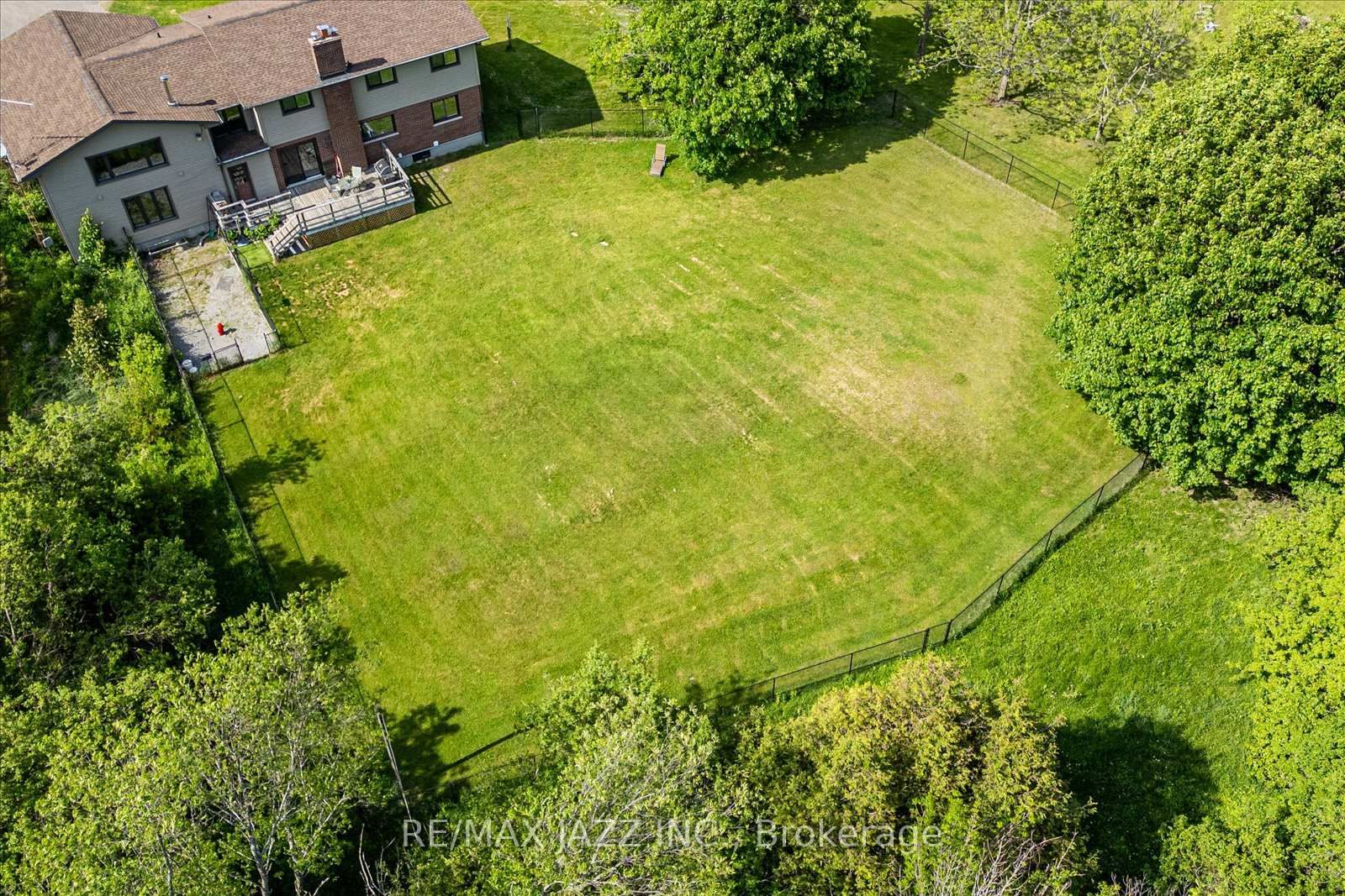 8733 Leskard Road - Photo 30