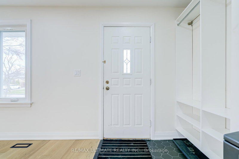 Main Fl - 114 Canlish Rd, Toronto, M1P 1S9 | Image 3