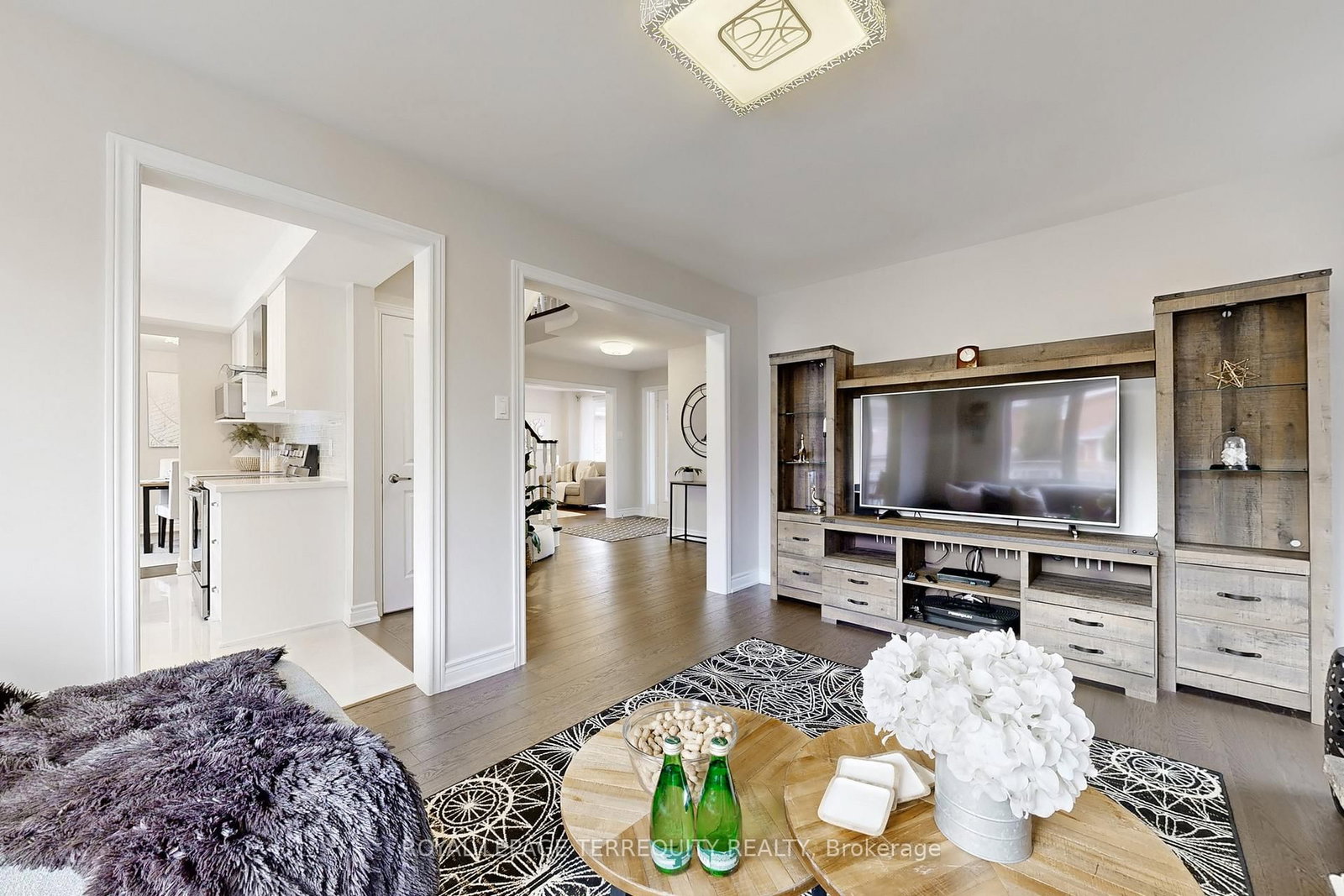 Detached House for sale at 35 William Stephenson Drive, Whitby, Ontario, L1N 8J5 - Blue Grass Meadows - MLS: E13008618