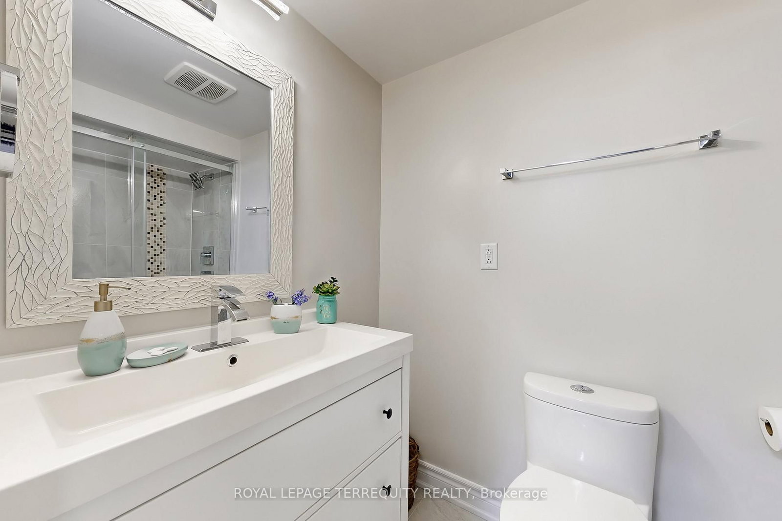 Detached House for sale at 35 William Stephenson Drive, Whitby, Ontario, L1N 8J5 - Blue Grass Meadows - MLS: E13008618