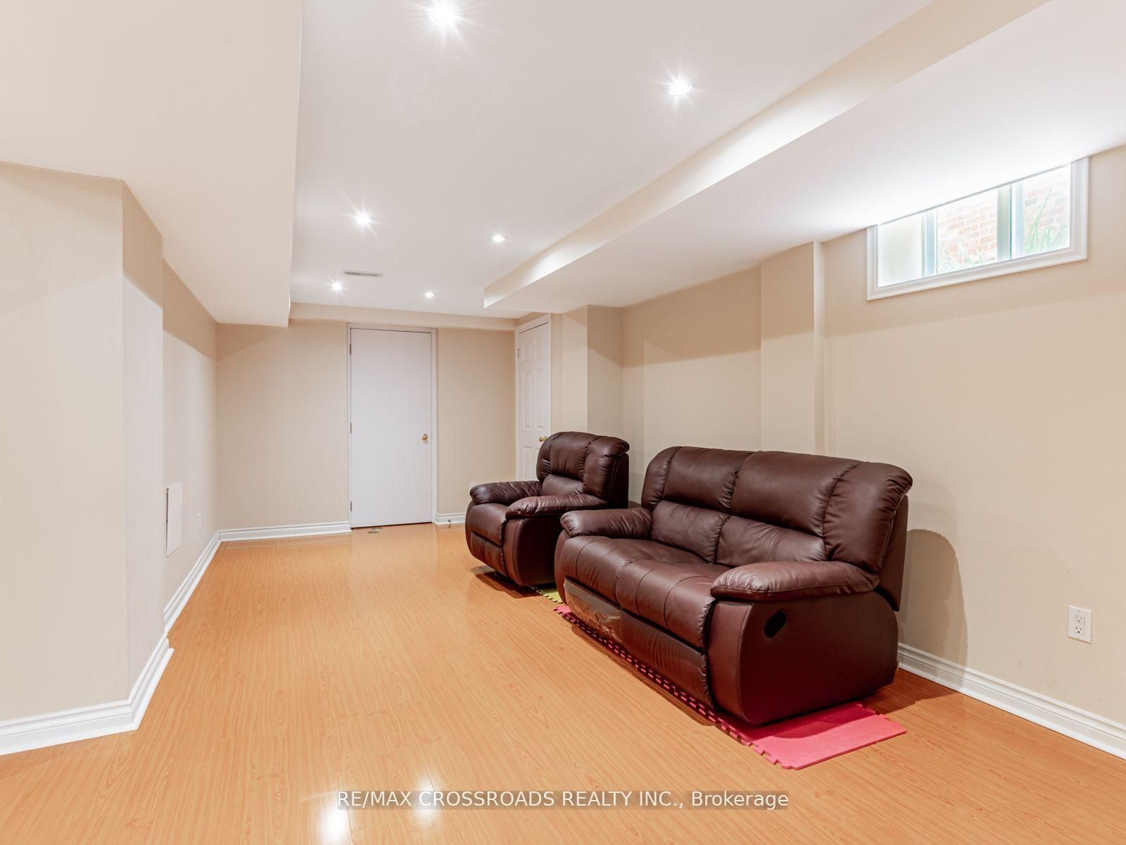 1373 Wallig Avenue - Photo 9