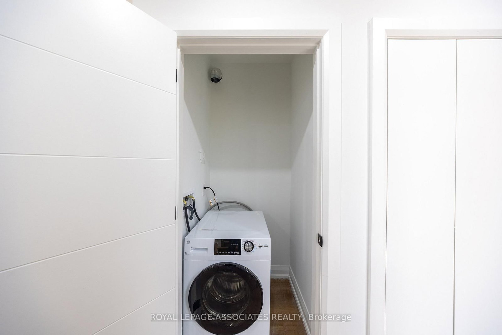 28 Bobmar Road - Photo 17