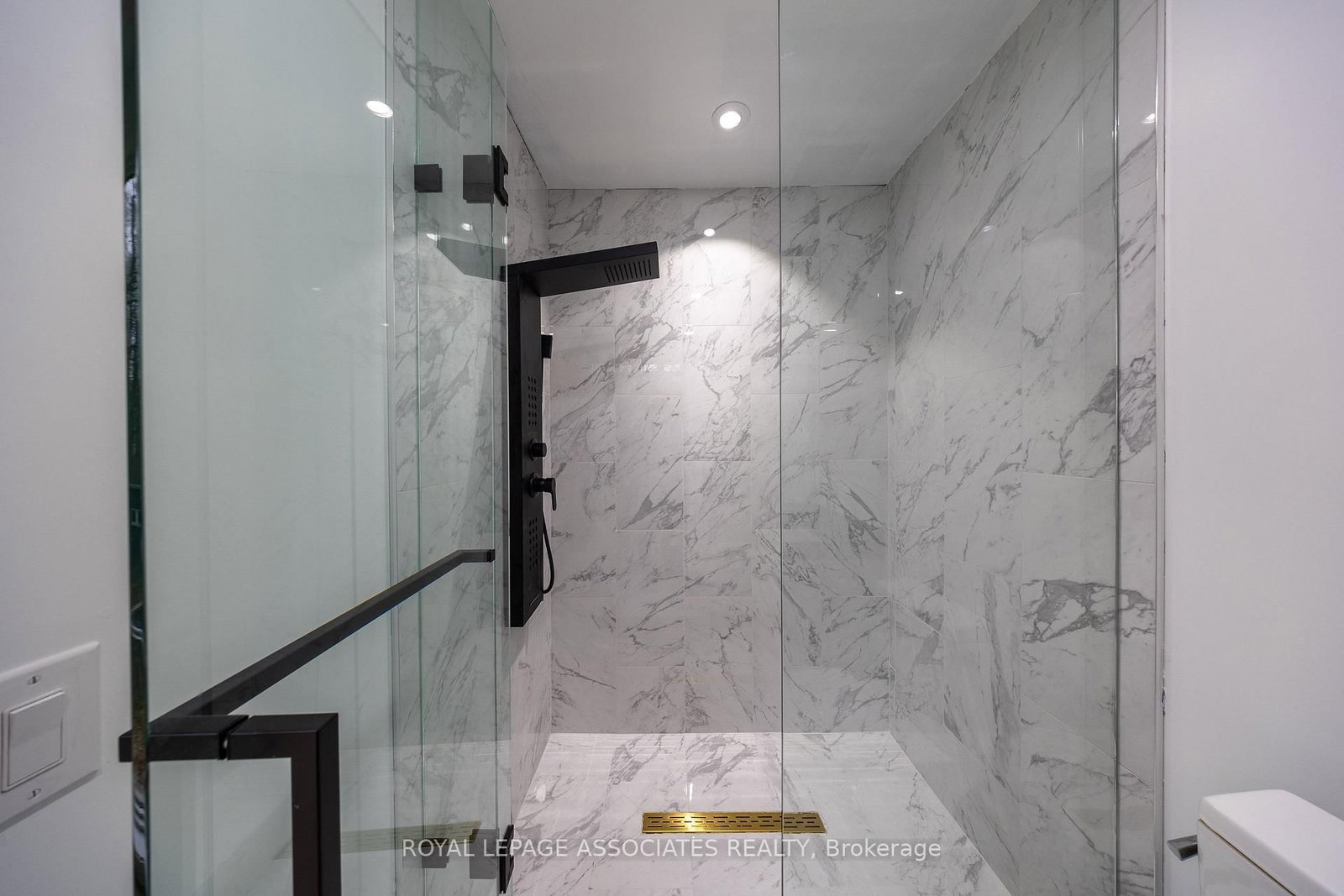 28 Bobmar Road - Photo 22