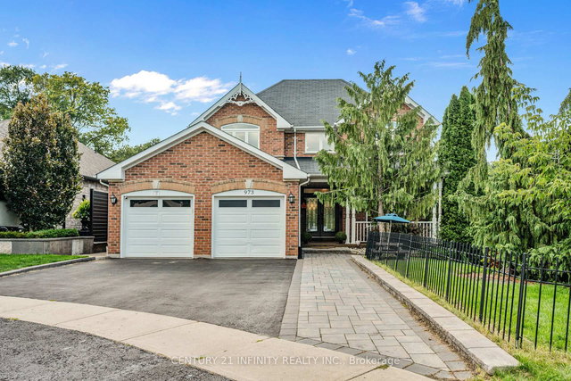 973 Mountview Court