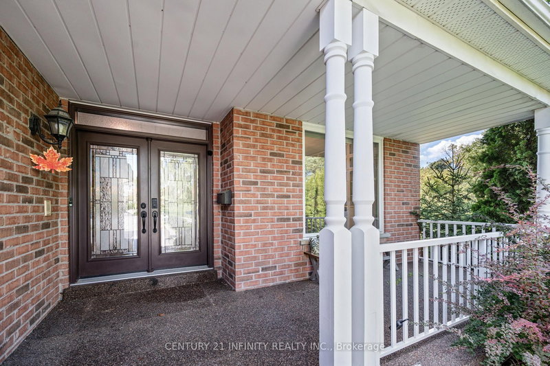 973 Mountview Crt, Oshawa, L1K 2M1 | Image 3