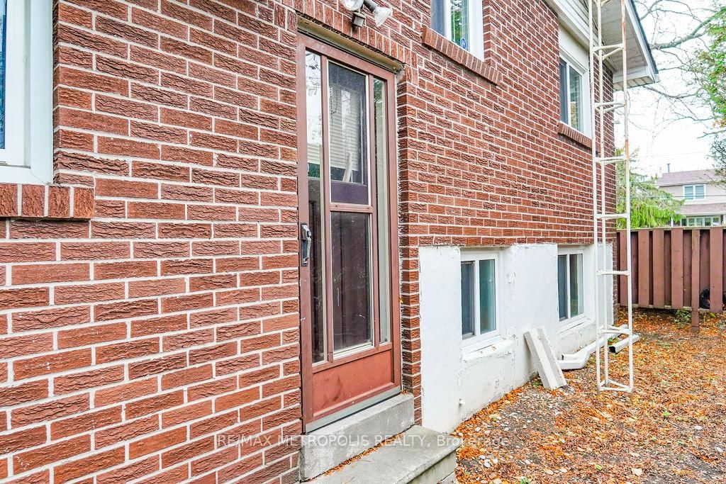 761 West Shore Boulevard - Photo 18