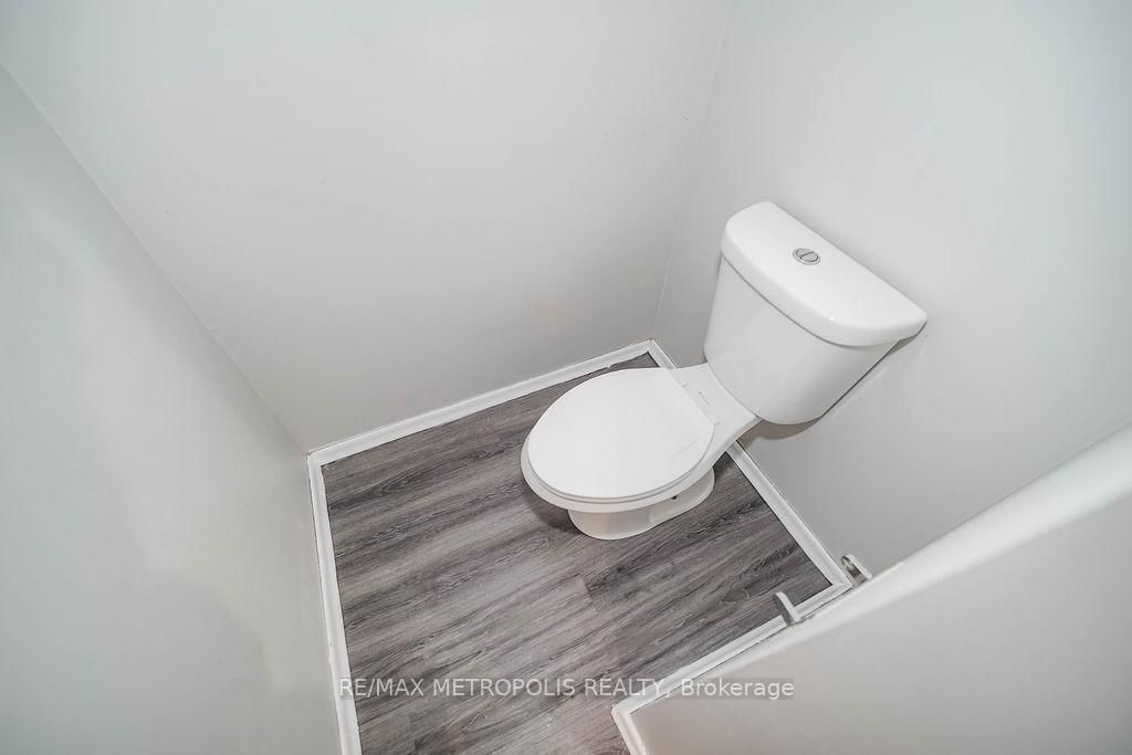 761 West Shore Boulevard - Photo 35