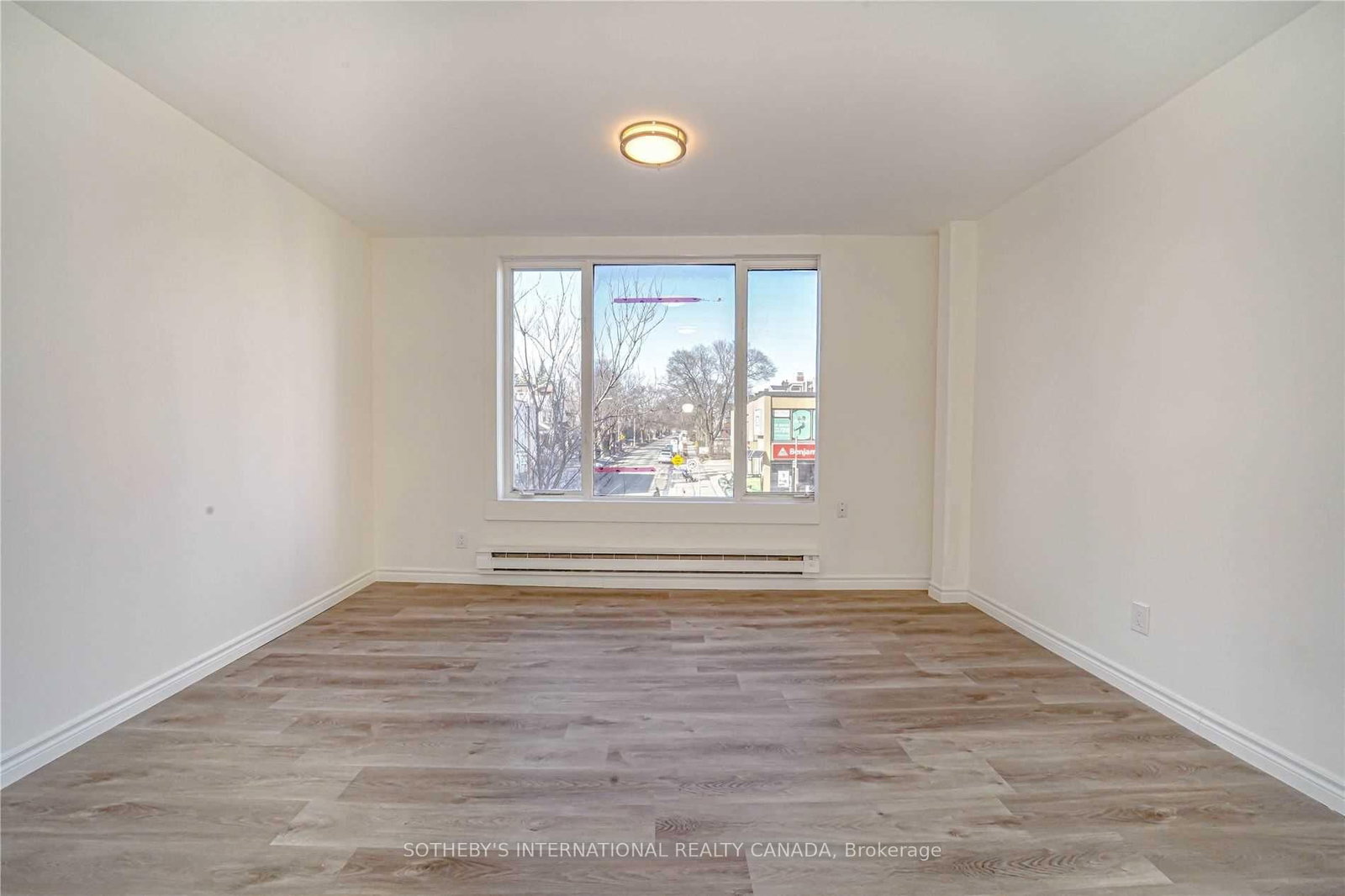 843 Danforth Avenue, Unit Upper - Photo 10