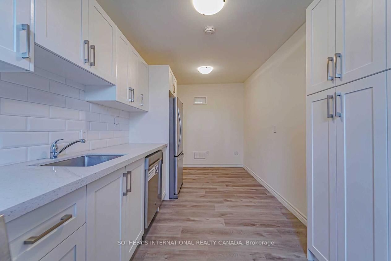 843 Danforth Avenue, Unit Upper - Photo 20