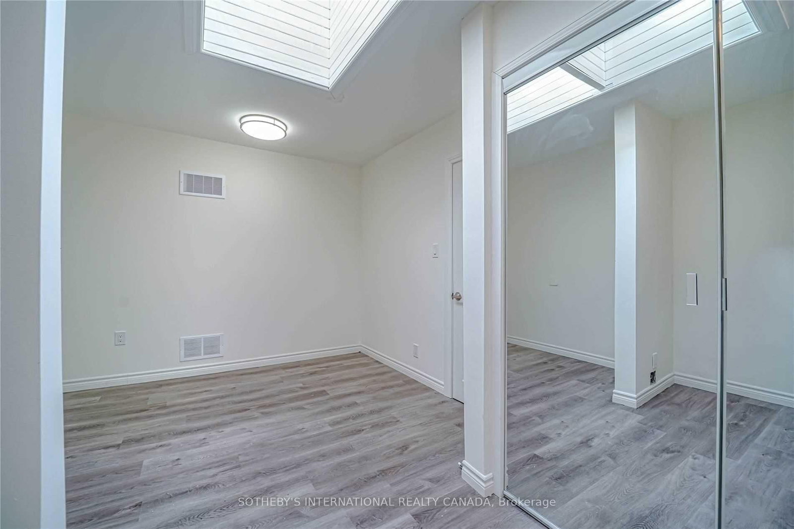 843 Danforth Avenue, Unit Upper - Photo 5