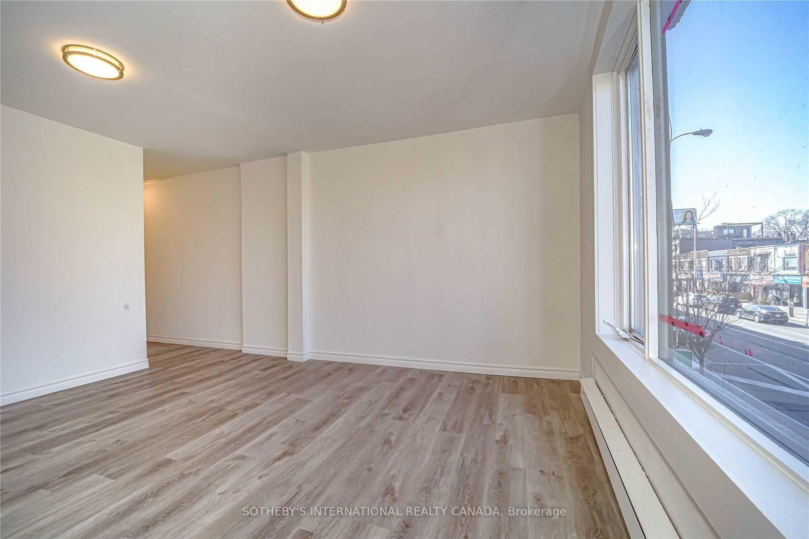 843 Danforth Avenue, Unit Upper - Photo 8