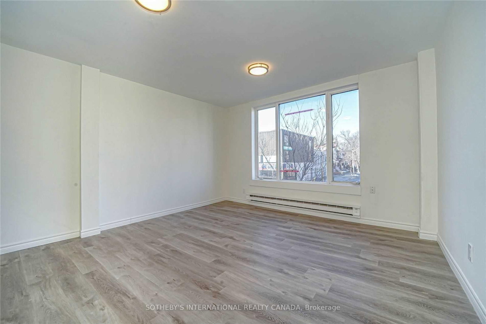 843 Danforth Avenue, Unit Upper - Photo 9