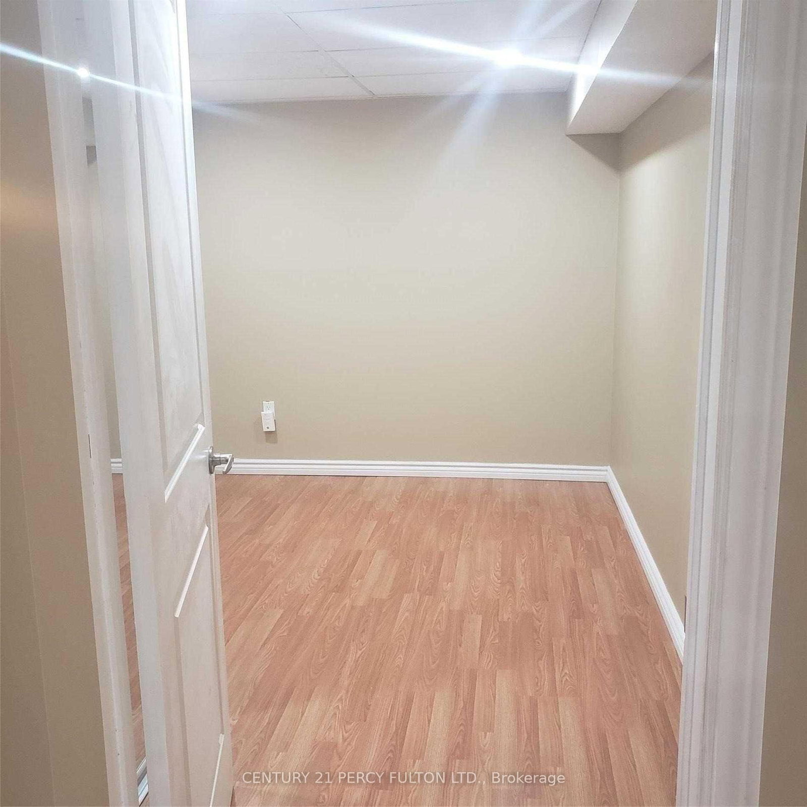 1654 Portland Court, Unit Bsmt - Photo 7
