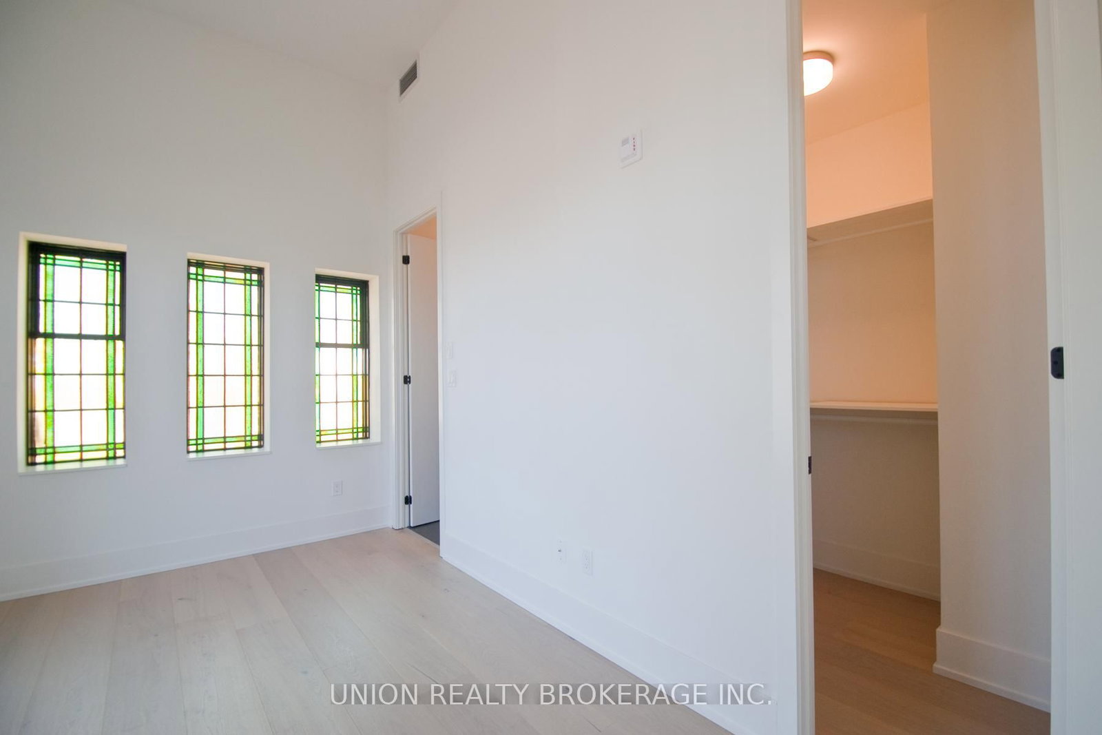 14 Dewhurst Boulevard, Unit 305 - Photo 11