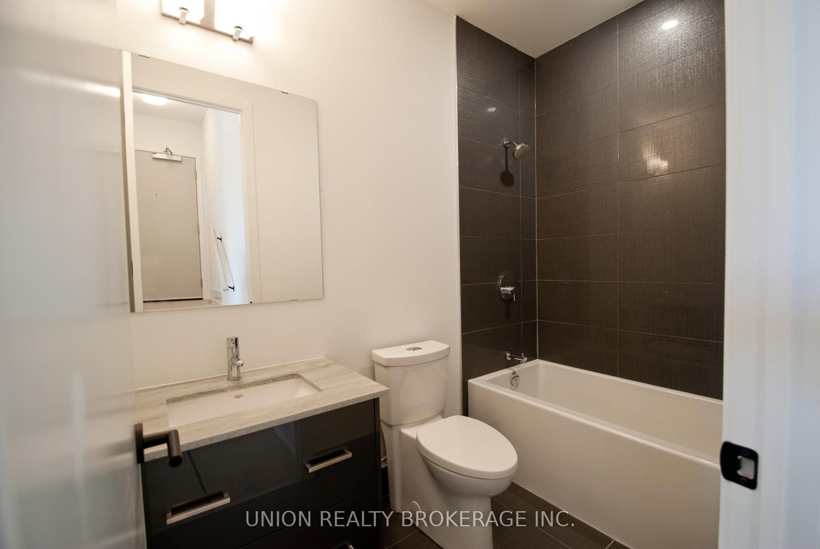 14 Dewhurst Boulevard, Unit 305 - Photo 13