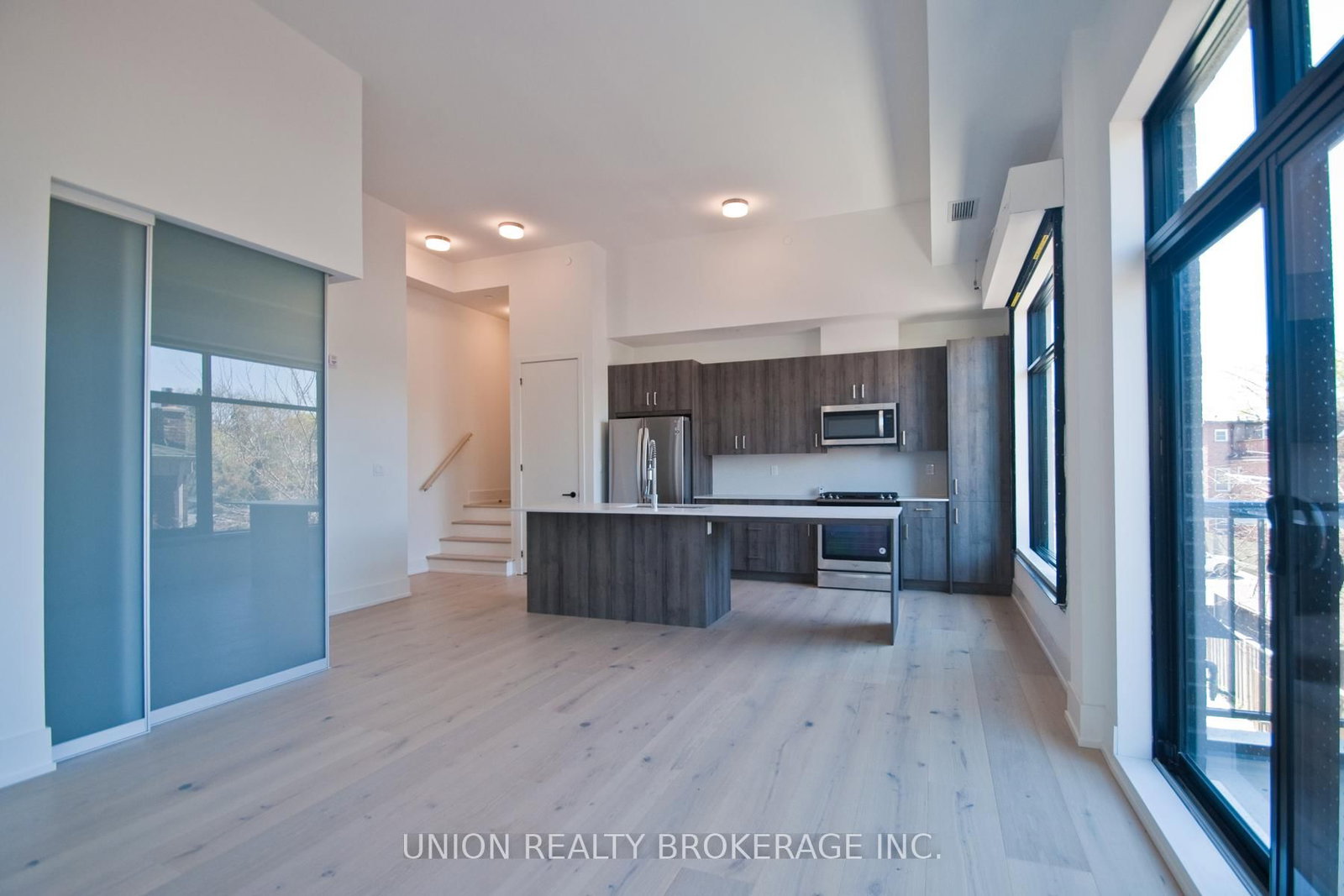 14 Dewhurst Boulevard, Unit 305 - Photo 8