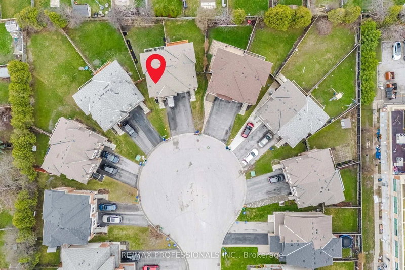 45 Horton St, Ajax, L1Z 1E3 | Image 2