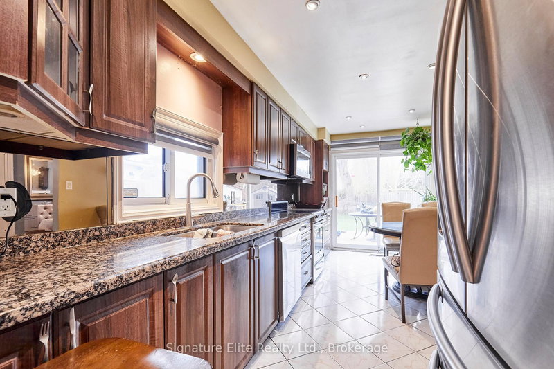 Main & Upper - 51 Nahanni Terr, Toronto, M1B 1B9 | Image 2