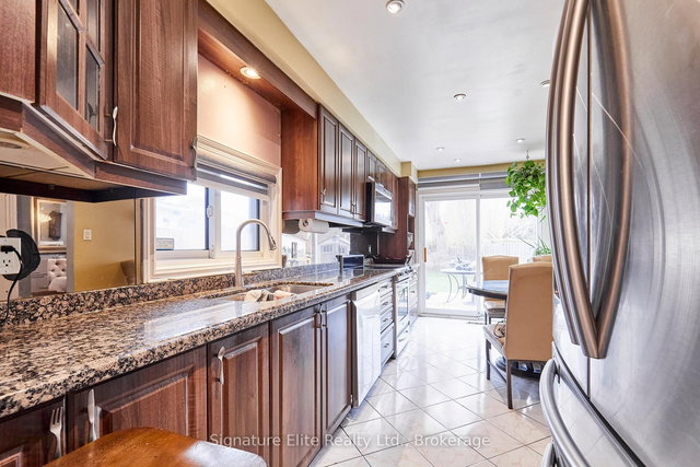 Main & Upper - 51 Nahanni Terrace