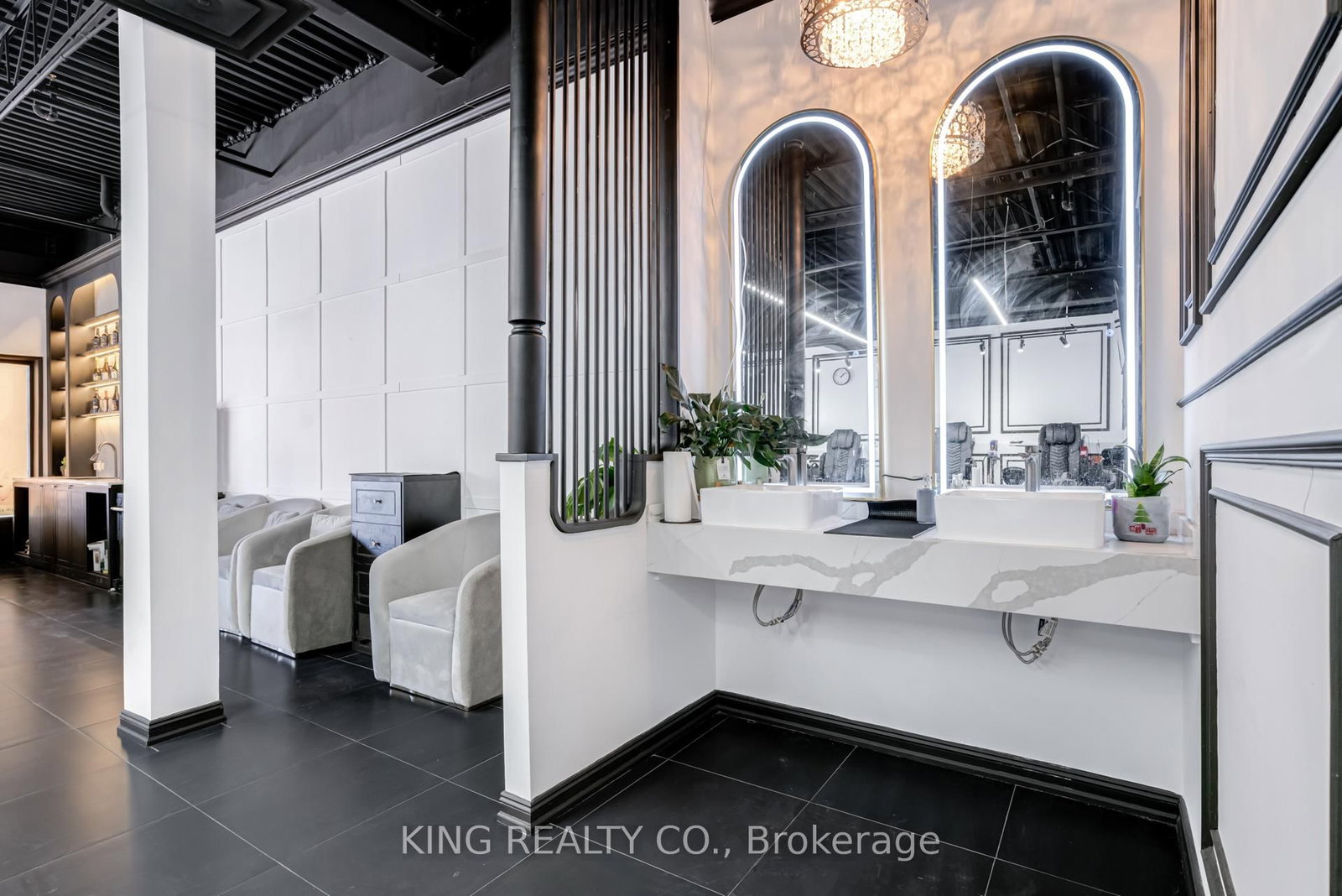 3478 Lawrence Avenue, Unit C2 - Photo 15