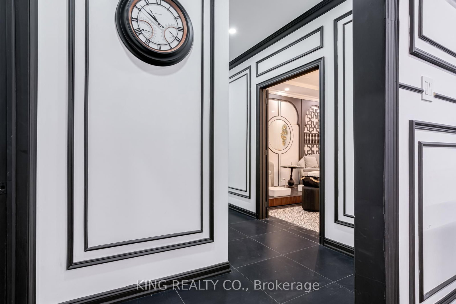 3478 Lawrence Avenue, Unit C2 - Photo 16