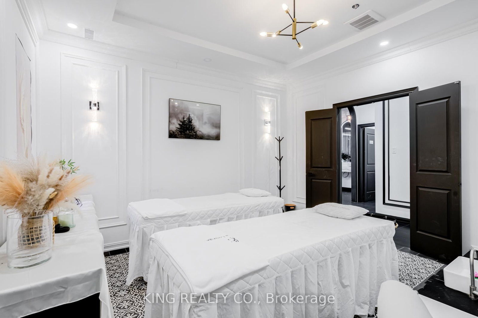 3478 Lawrence Avenue, Unit C2 - Photo 6