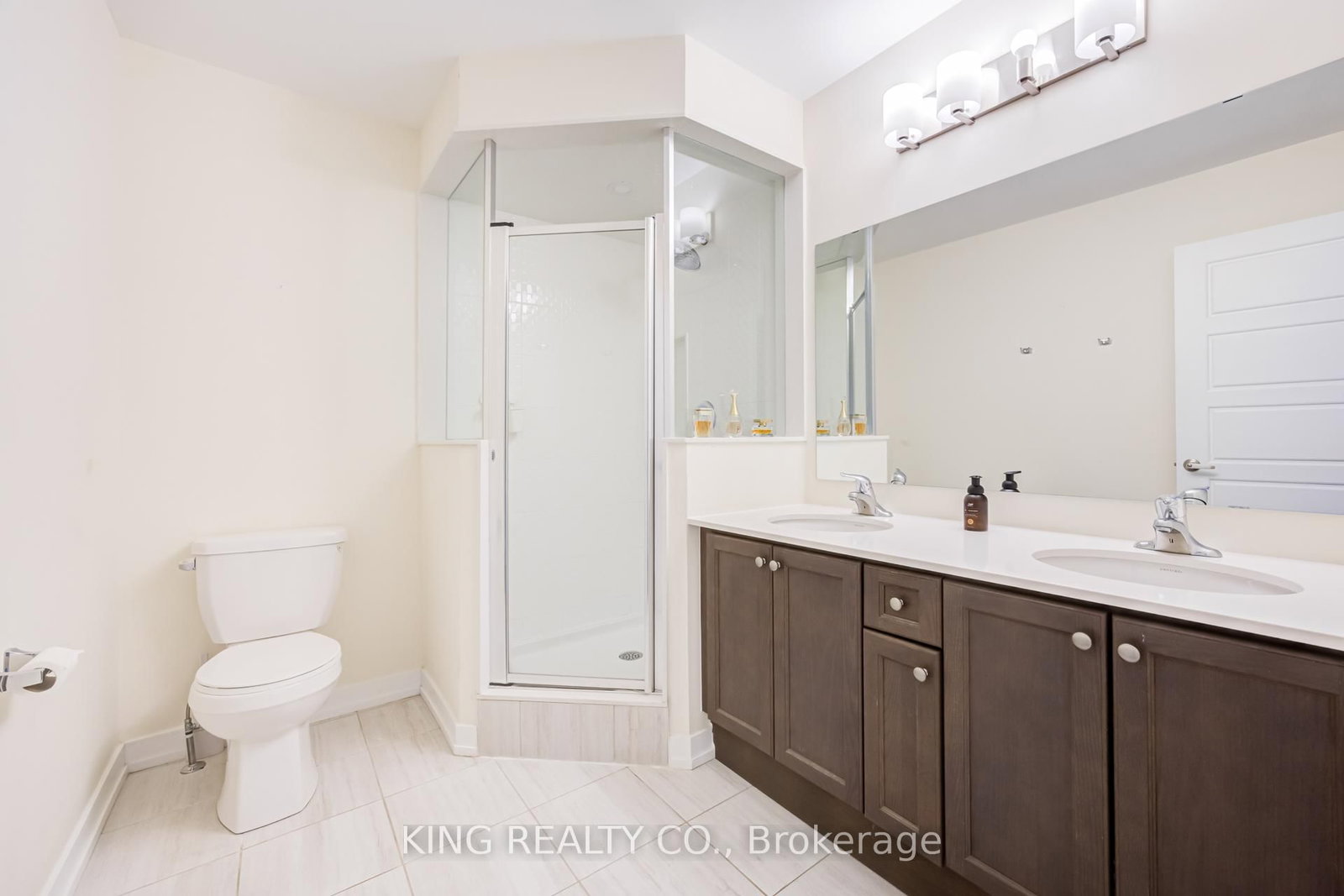 250 Finch Avenue, Unit 29 - Photo 21
