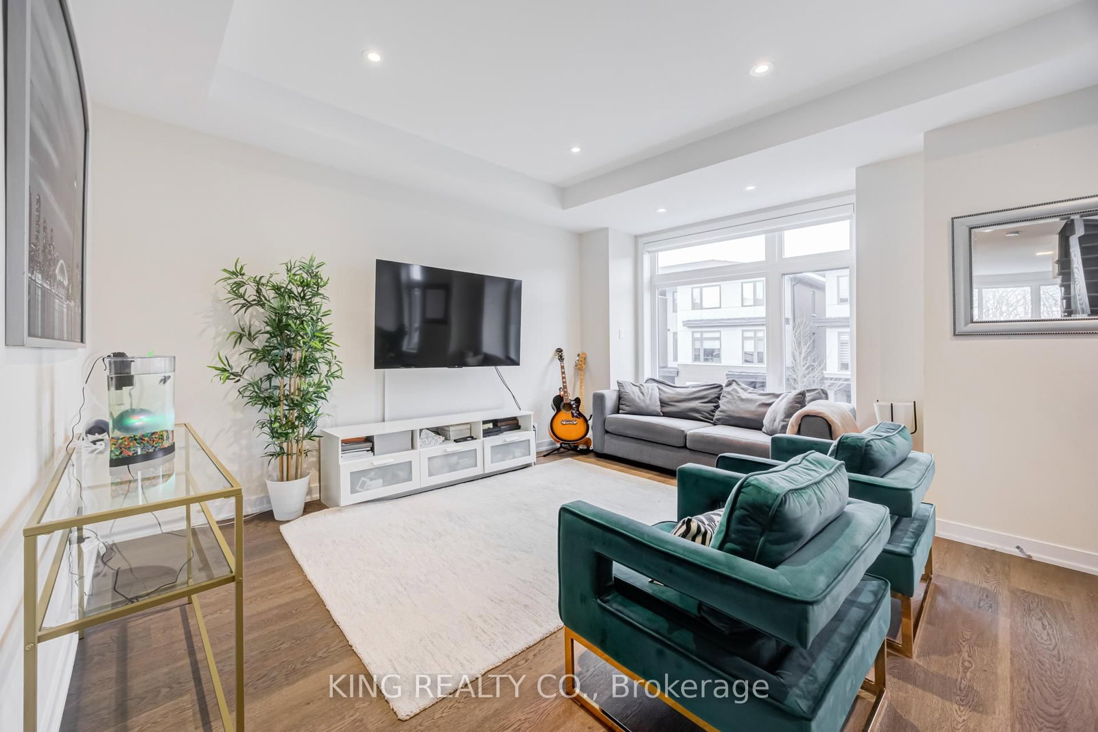 250 Finch Avenue, Unit 29 - Photo 4